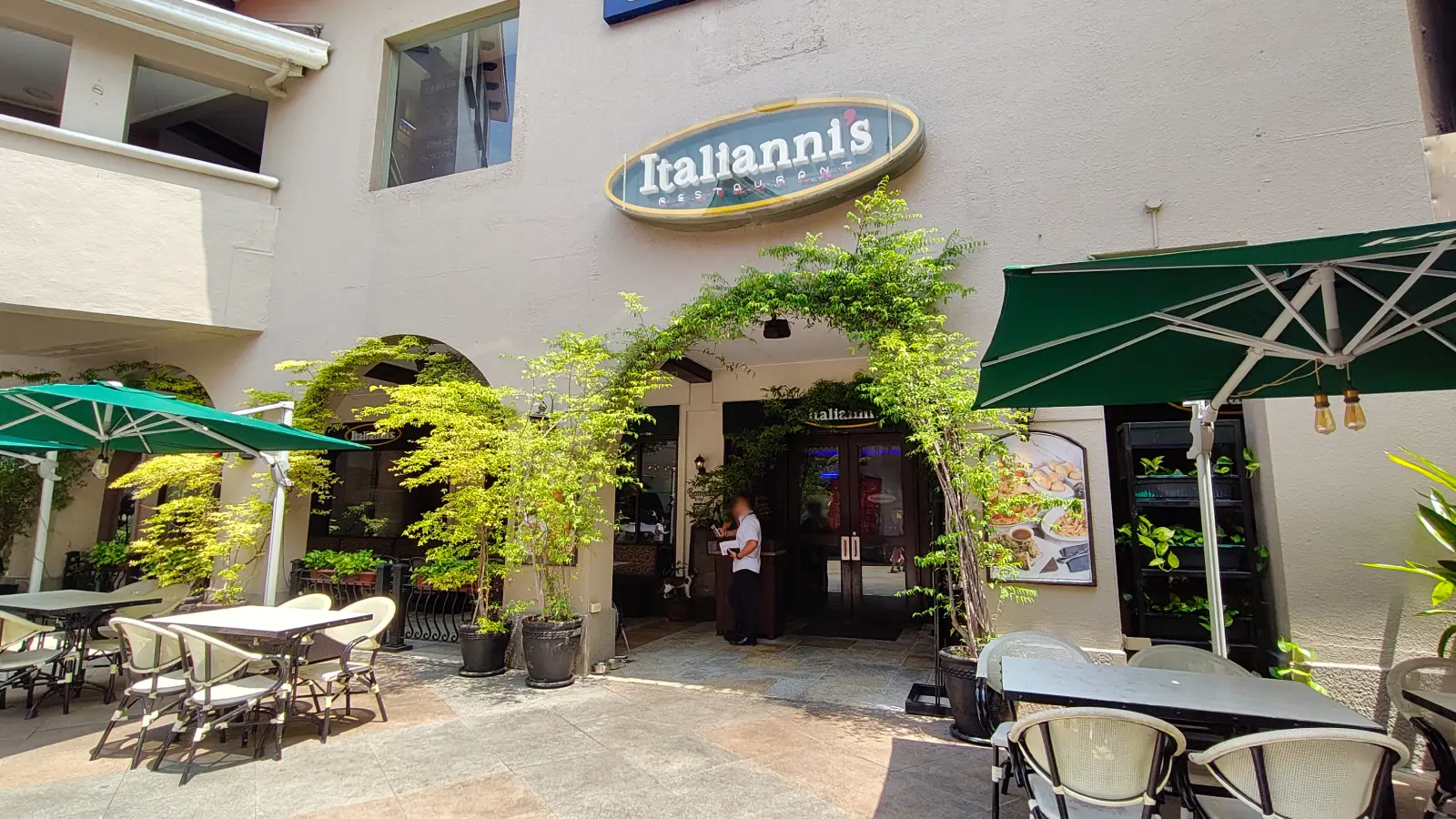 ITALIANNI'S in Alabang Town Center